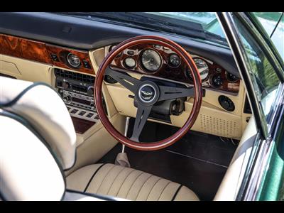 Aston Martin+V8 Volante